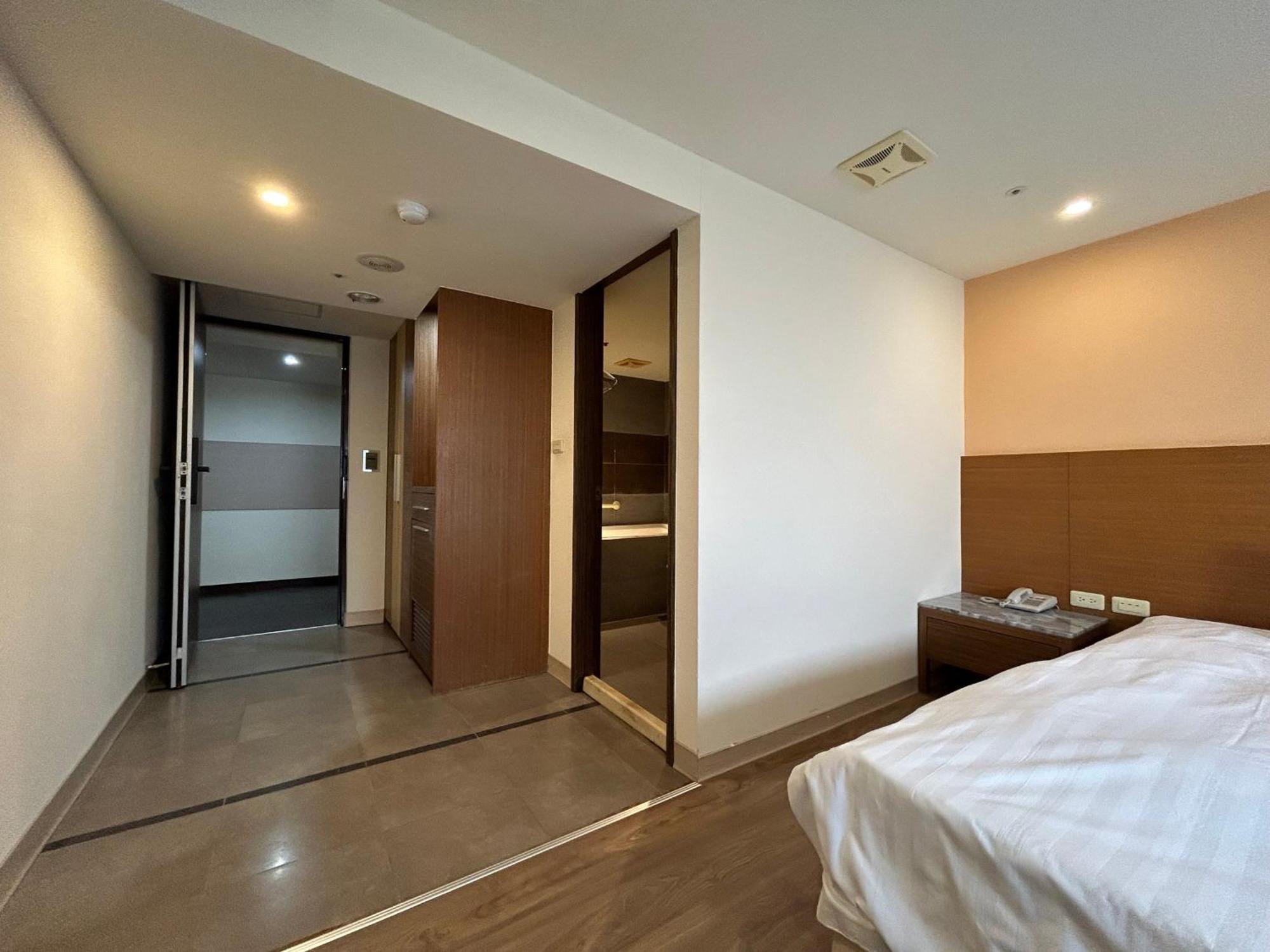Yoai Nemuru Inn ไถหนาน ภายนอก รูปภาพ
